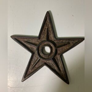 Rustic Star Shaped Metal Decor